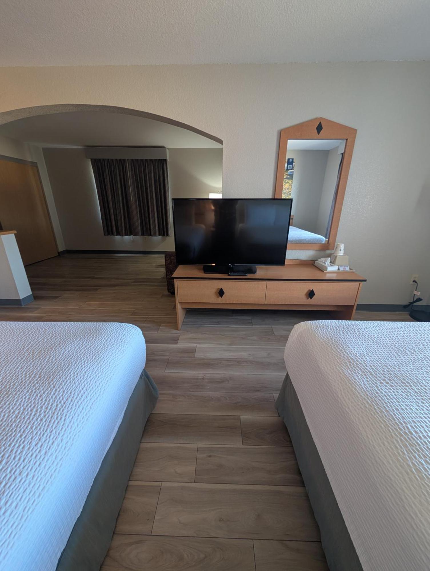 Days Inn & Suites By Wyndham Castle Rock Zewnętrze zdjęcie