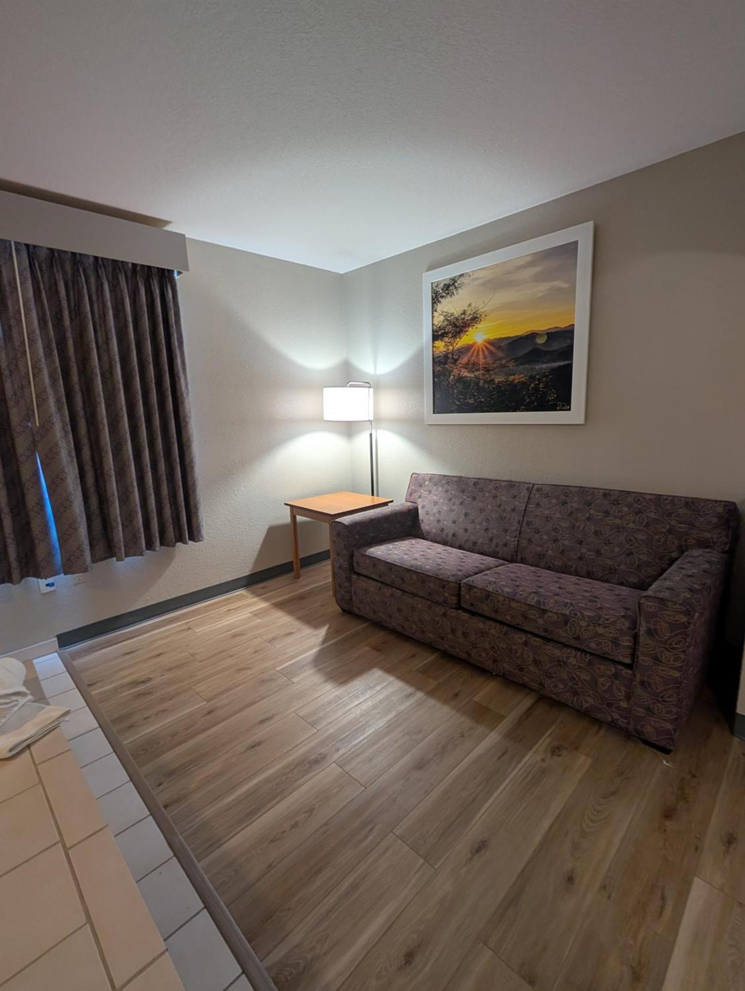 Days Inn & Suites By Wyndham Castle Rock Zewnętrze zdjęcie